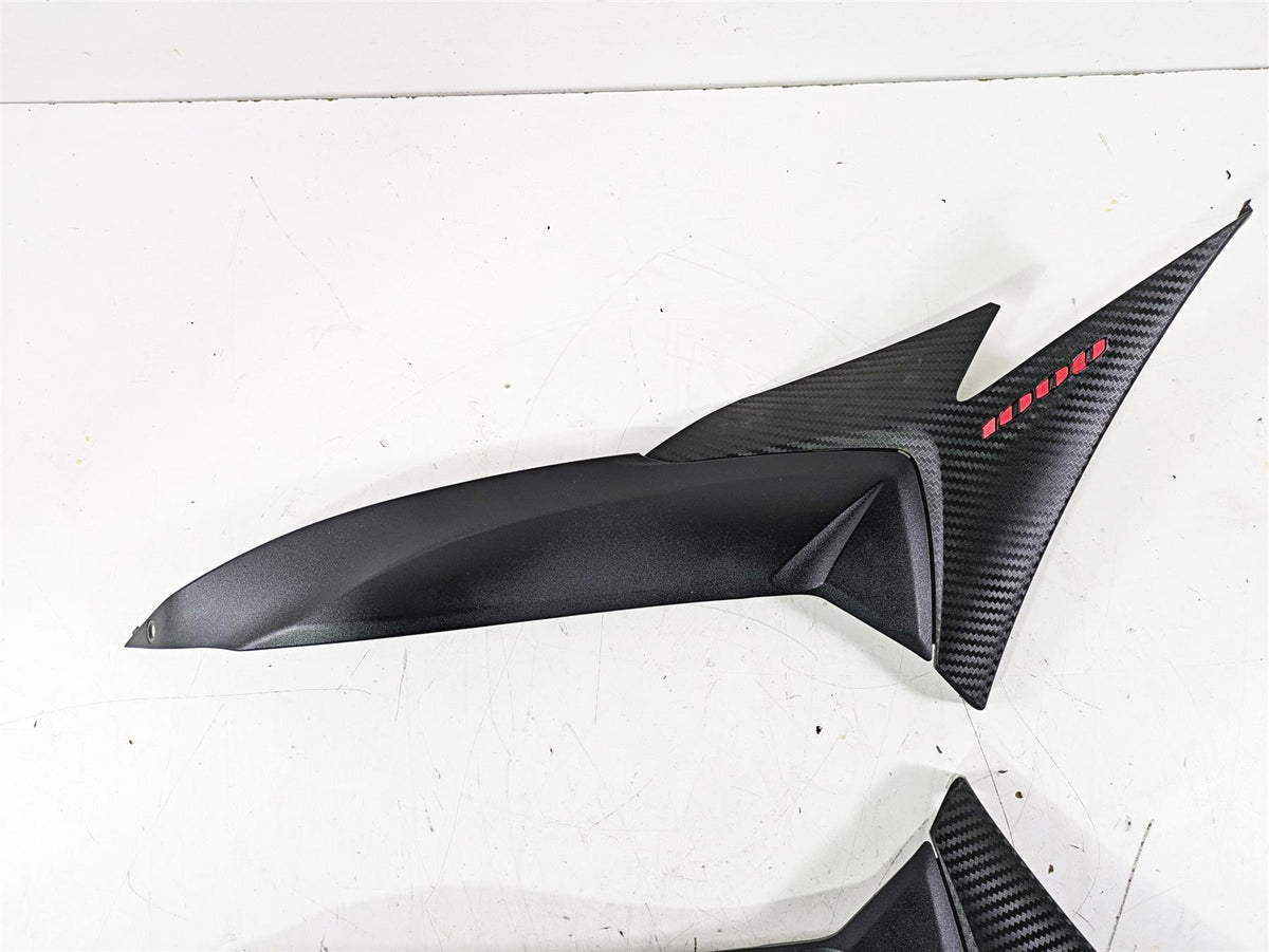 2016 Suzuki GSXR1000 Under Seat Leg Fairing Cover Cowl Set 47421-47H00 {{ shop.shopifyCountryName }} - Mototech271