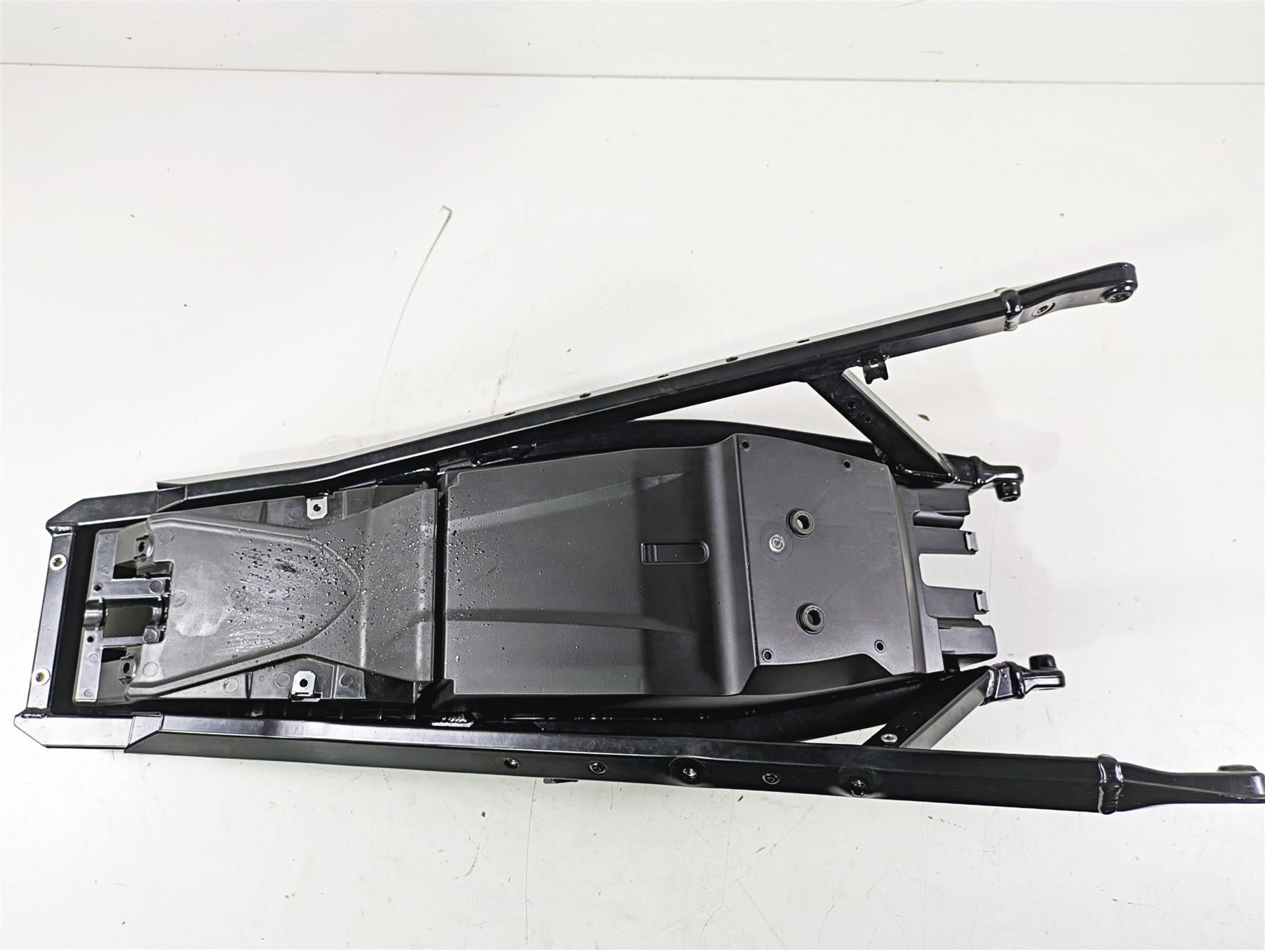 2019 BMW S1000XR K49 Subframe & Inner Fender - Read 46518551375 {{ shop.shopifyCountryName }} - Mototech271