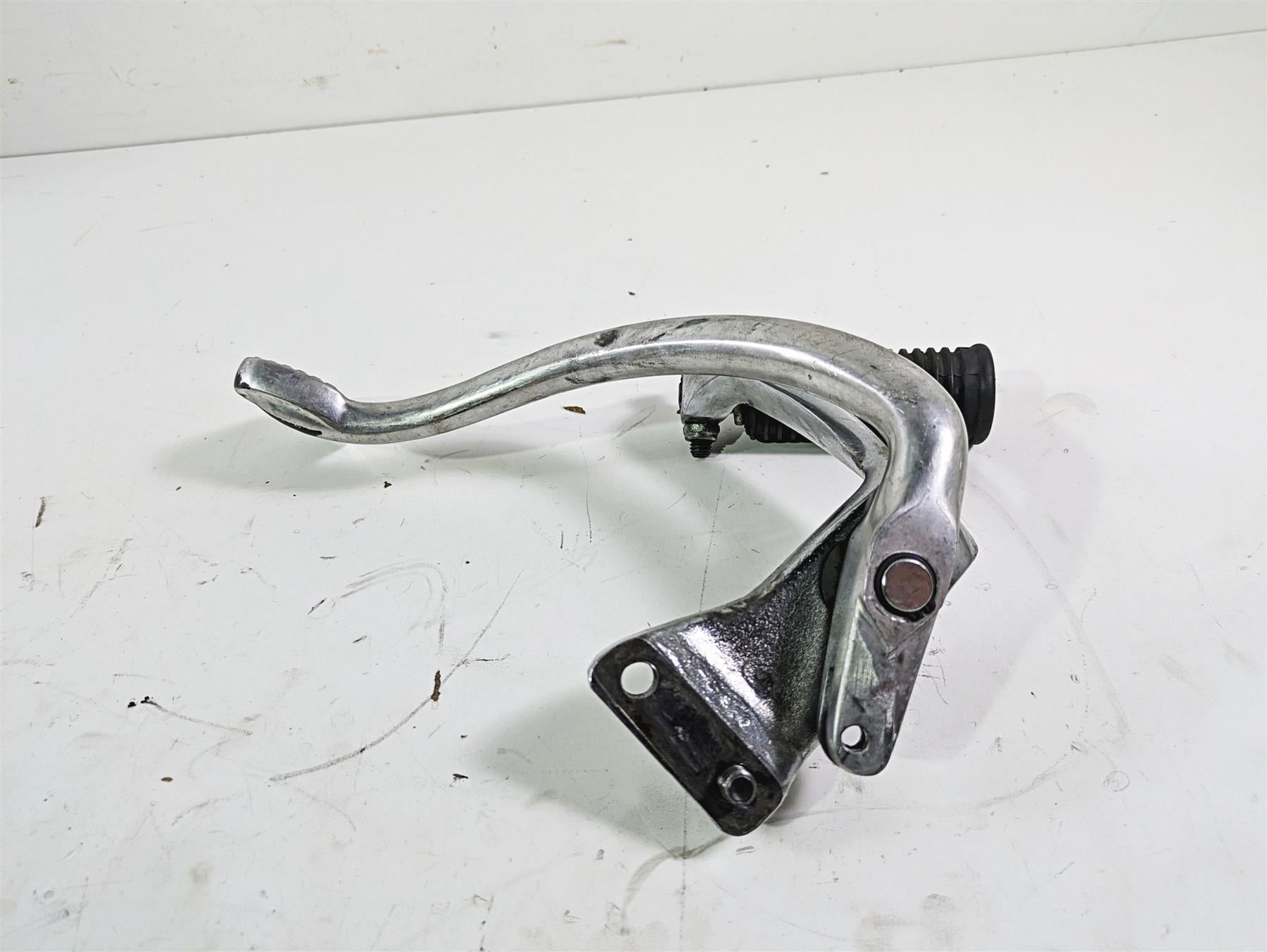 2016 Harley FXDL Dyna Low Rider Right Rider Footpeg & Brake Pedal 50666-07 {{ shop.shopifyCountryName }} - Mototech271