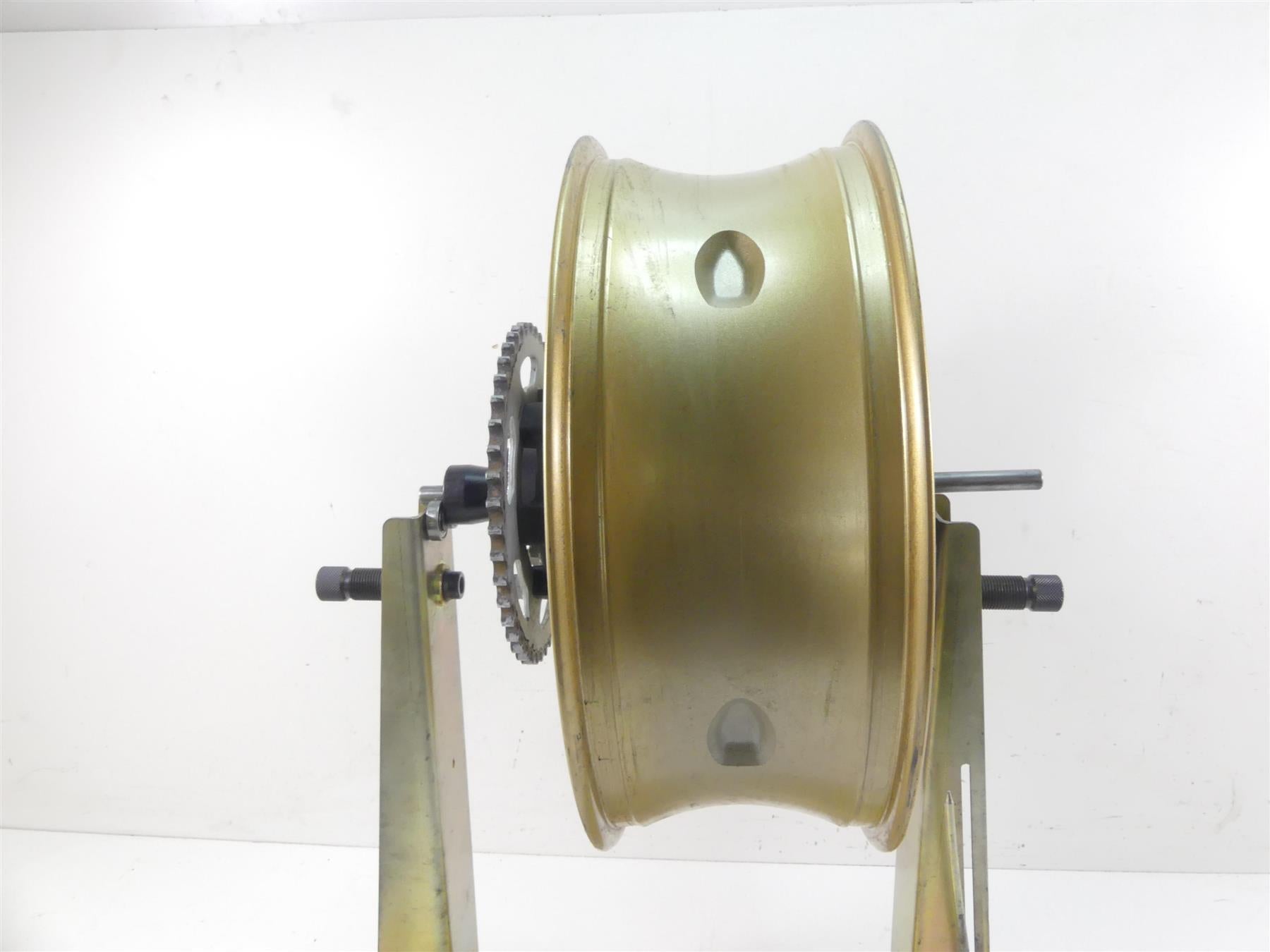 2008 Yamaha FZ1 Fazer Straight Golden Rear Wheel Rim 17x6 5VY-25338-00-8L {{ shop.shopifyCountryName }} - Mototech271