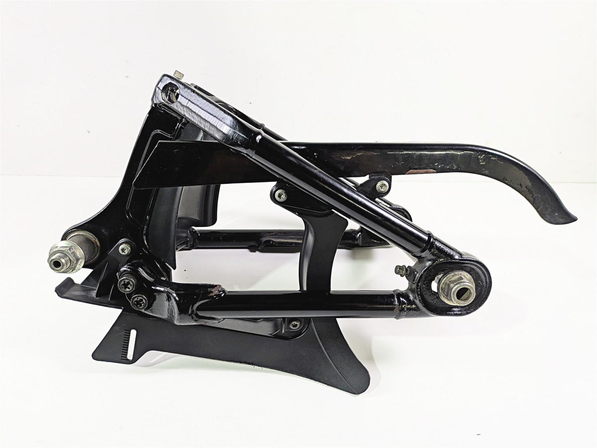 2018 Harley FLHCS Softail Heritage 115th Rear Swingarm & Guards 47400099BHP {{ shop.shopifyCountryName }} - Mototech271