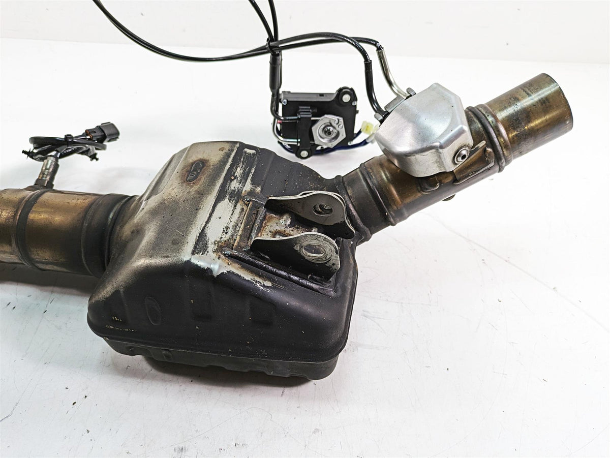 2018 Kawasaki ZX1002 Ninja H2 SX Oem Exhaust Header Pipe & Servo 39178-0311 {{ shop.shopifyCountryName }} - Mototech271