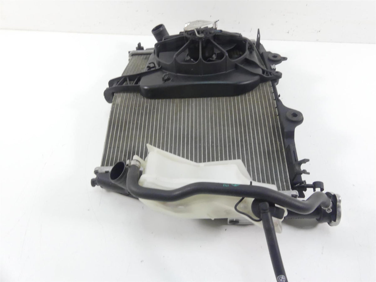 2016 BMW S1000XR K49 Radiator Fan Hoses Lines Reservoir Set 17118551544 {{ shop.shopifyCountryName }} - Mototech271