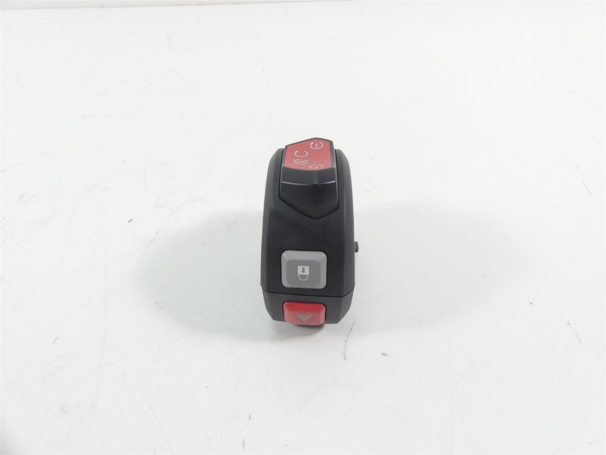 2020 Triumph Speed Triple RS 1050 Right Start Kill Lock Control Switch T2049706 {{ shop.shopifyCountryName }} - Mototech271