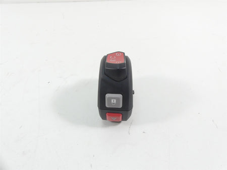2020 Triumph Speed Triple RS 1050 Right Start Kill Lock Control Switch T2049706 {{ shop.shopifyCountryName }} - Mototech271
