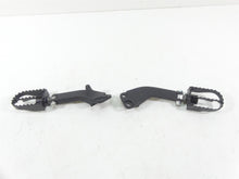 Load image into Gallery viewer, 2016 Harley FXDLS Dyna Low Rider Rear Passenger Footpeg Foot Peg Set 49224-06A | Mototech271
