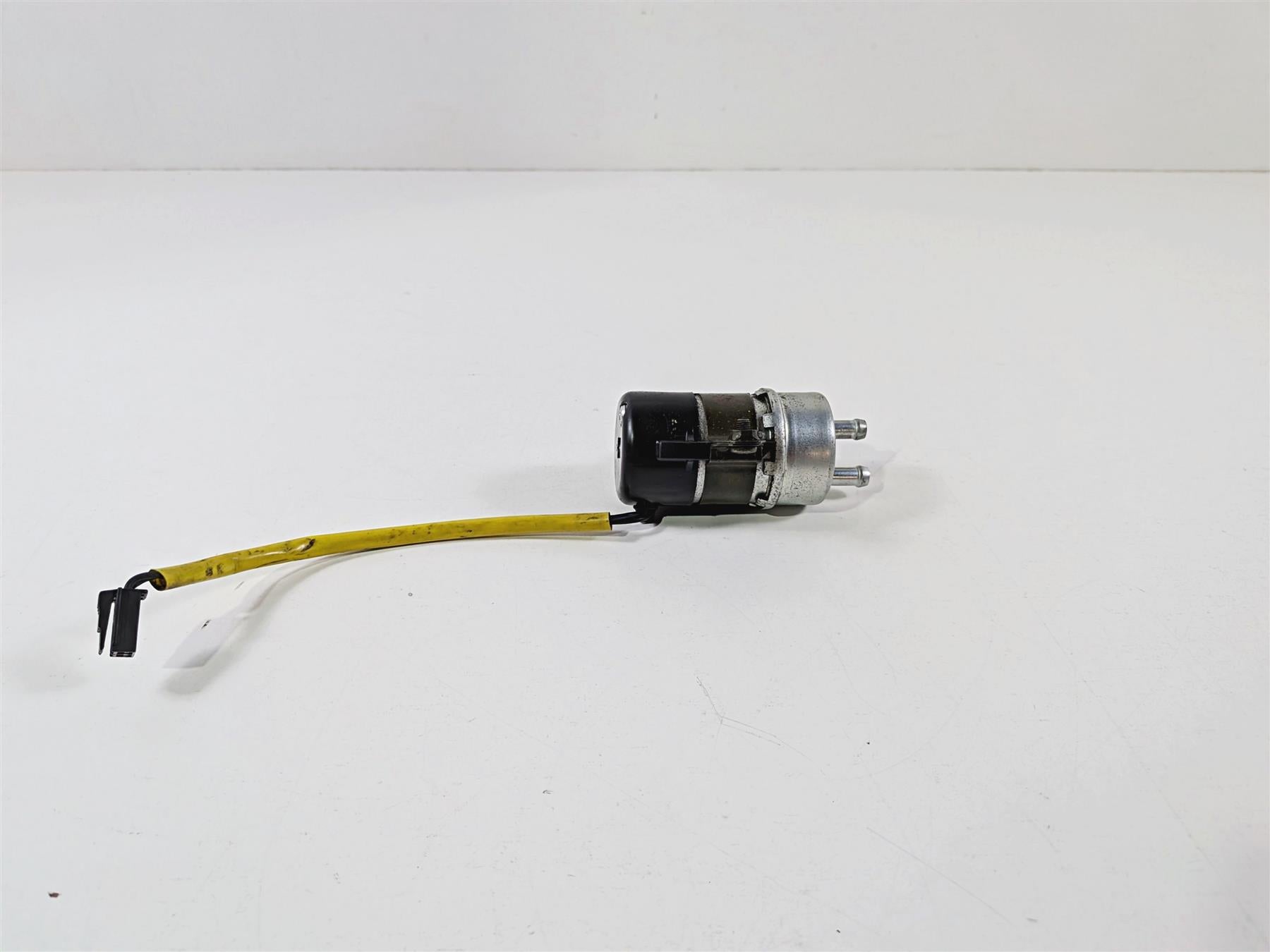 2006 Yamaha XVZ1300 Royal Star Fuel Gas Petrol Pump 1D6-13907-00-00 1D6-13907-01 {{ shop.shopifyCountryName }} - Mototech271