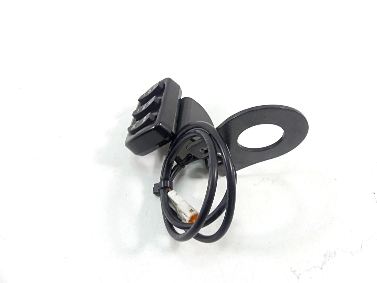 2011 Victory Cross Country Left Hand Radio Control Switch 1017807 1017599 {{ shop.shopifyCountryName }} - Mototech271