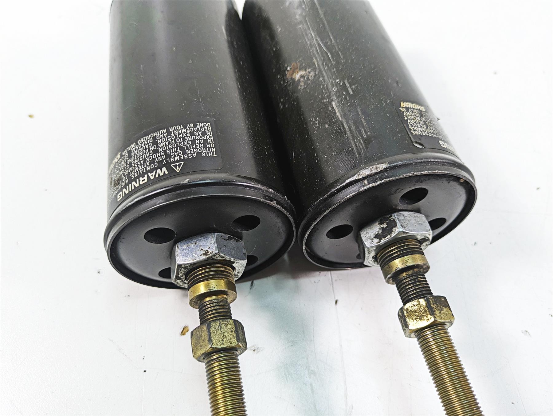 2000 Harley FXSTS Softail Springer Showa Rear Shock Damper Set 54508-00B {{ shop.shopifyCountryName }} - Mototech271