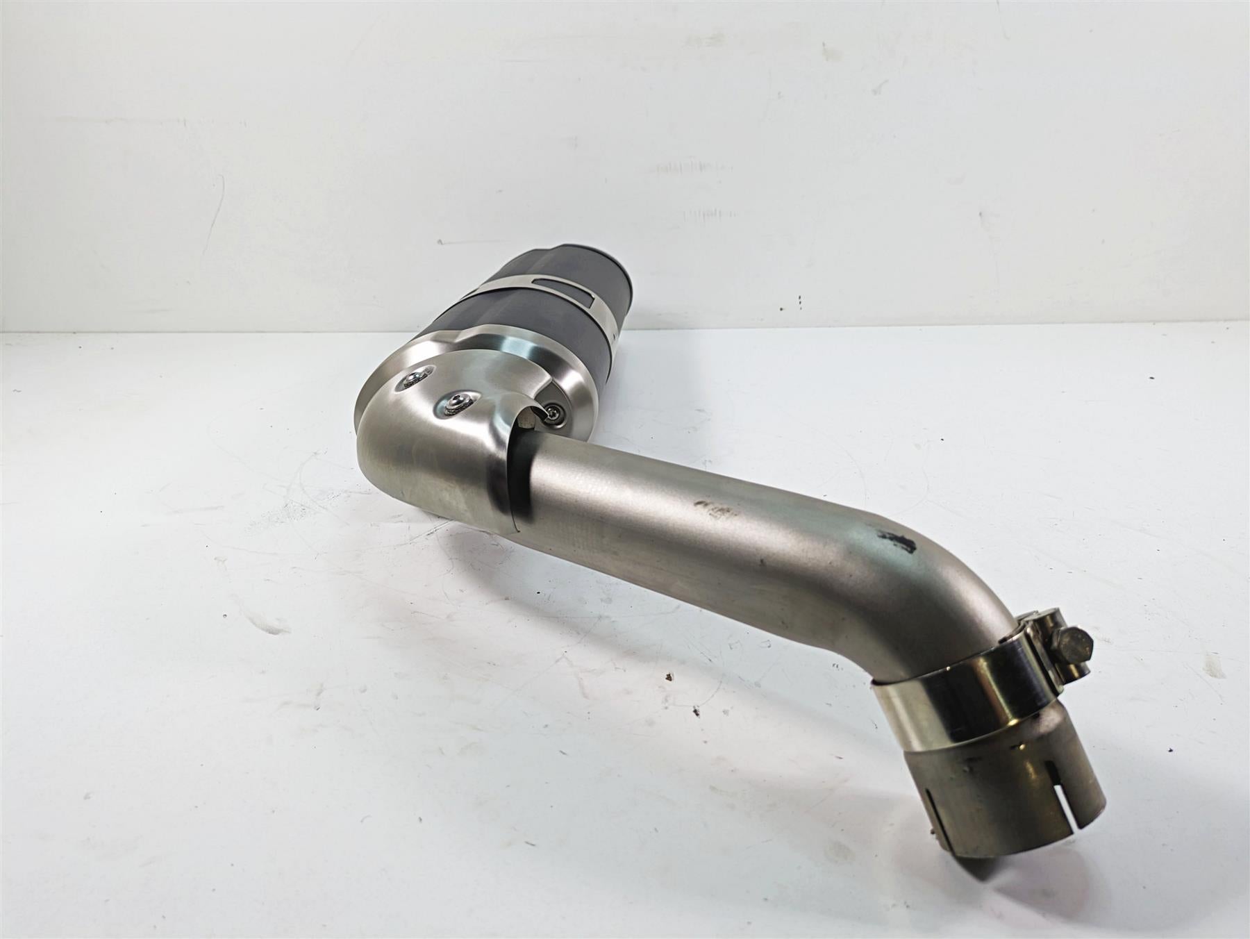 2020 Moto Guzzi V85 TT Adventure Oem Exhaust Silencer Pipe Muffler 2B005163 {{ shop.shopifyCountryName }} - Mototech271