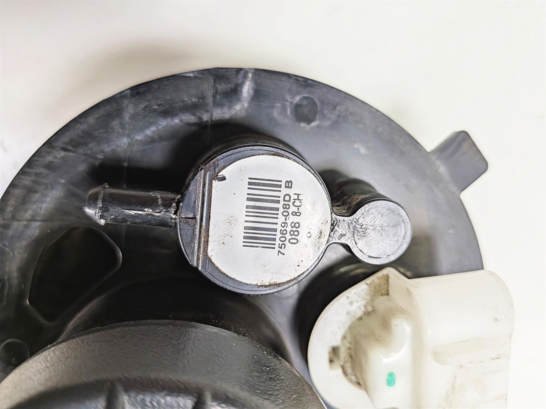 2018 Harley FLHTCU Touring Electra Glide Fuel Gas Petrol Pump - Tested 75069-08D-Mototech271