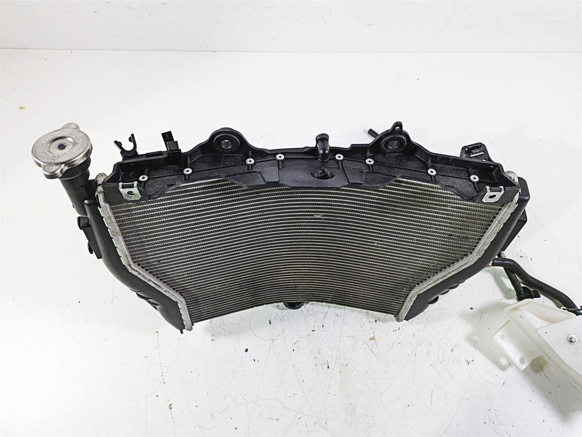 2017 BMW S1000R K47 Radiator Fan Hoses Reservoir - No Leaks 17118551544 {{ shop.shopifyCountryName }} - Mototech271