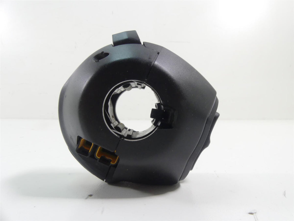 2019 Indian Motorcycle Co. FTR1200 Right Hand Start Kill Control Switch 2414355 {{ shop.shopifyCountryName }} - Mototech271