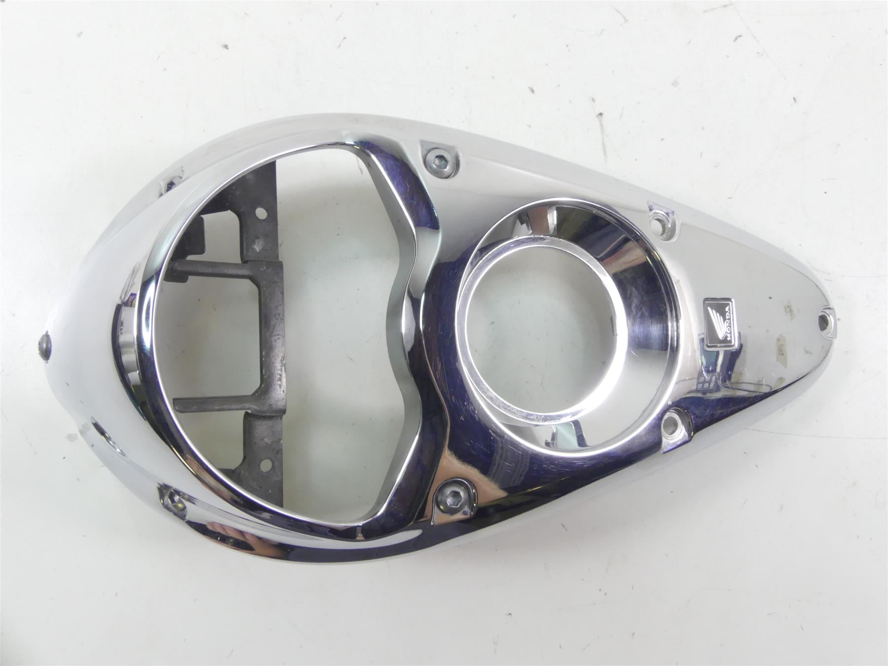 2005 Honda V-Twin VTX1800 S3 Tank Dash Cover Panel Speedo Housing 17621-MCV-000 {{ shop.shopifyCountryName }} - Mototech271