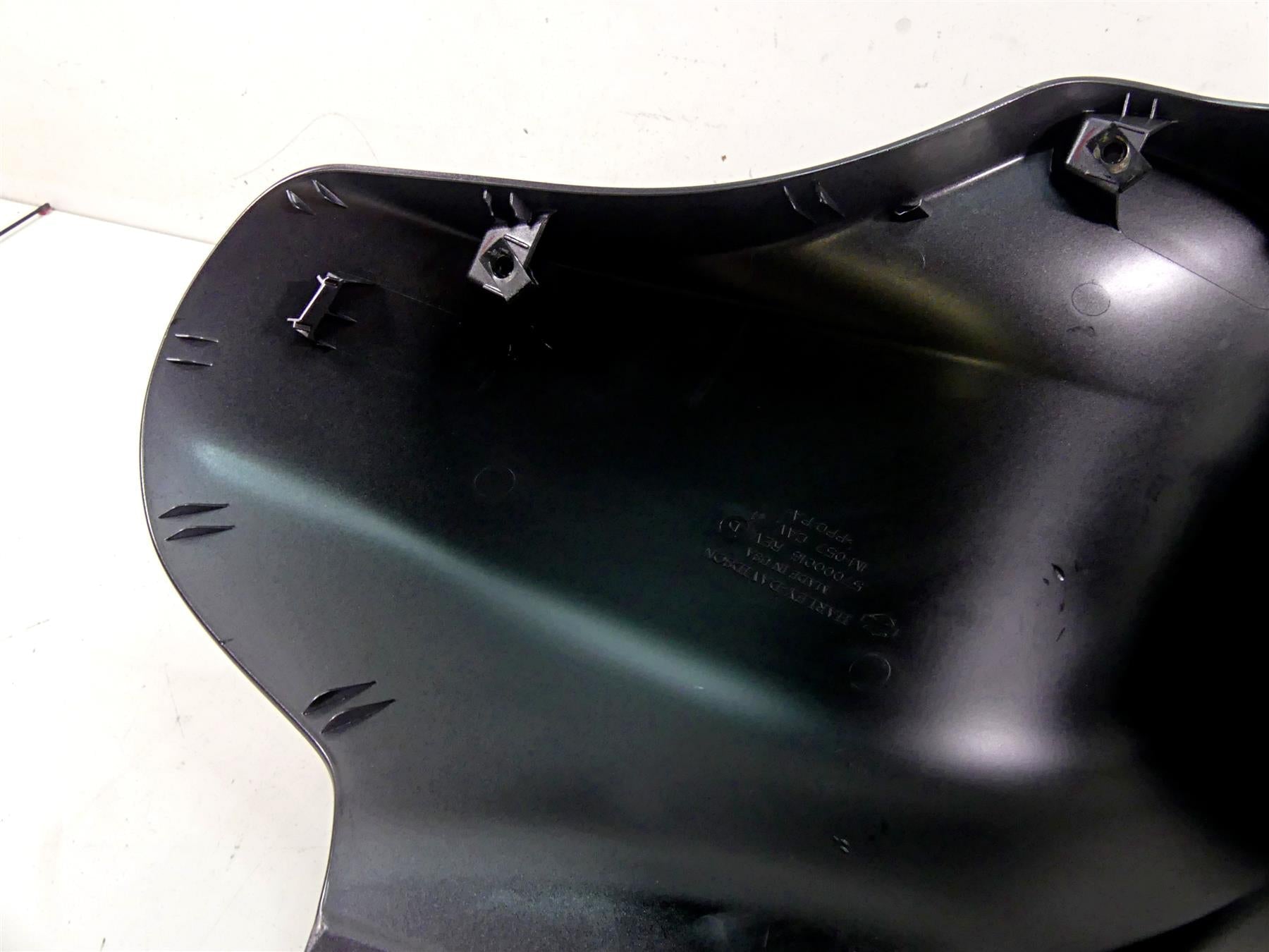 2015 Harley Touring FLHXS Street Glide Front Outer Nose Fairing Cover 57000016 {{ shop.shopifyCountryName }} - Mototech271