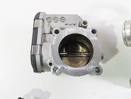 2016 Indian Chief Classic Throttle Body & Intake Manifold 5138214 1204685 {{ shop.shopifyCountryName }} - Mototech271