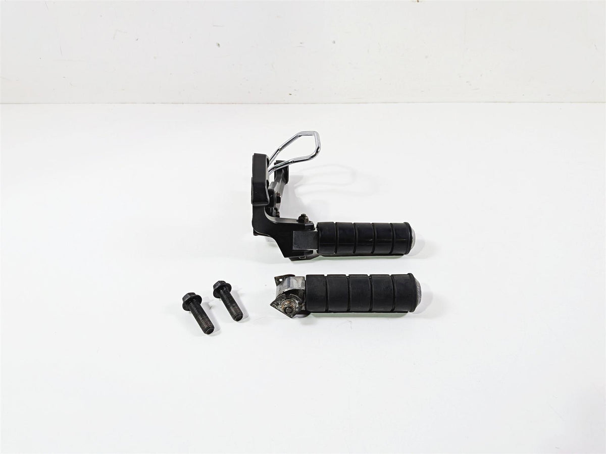 2012 Yamaha XV1900 Raider S Right Rear Passenger Footpeg & Mount 5C7-27440-00-00 {{ shop.shopifyCountryName }} - Mototech271