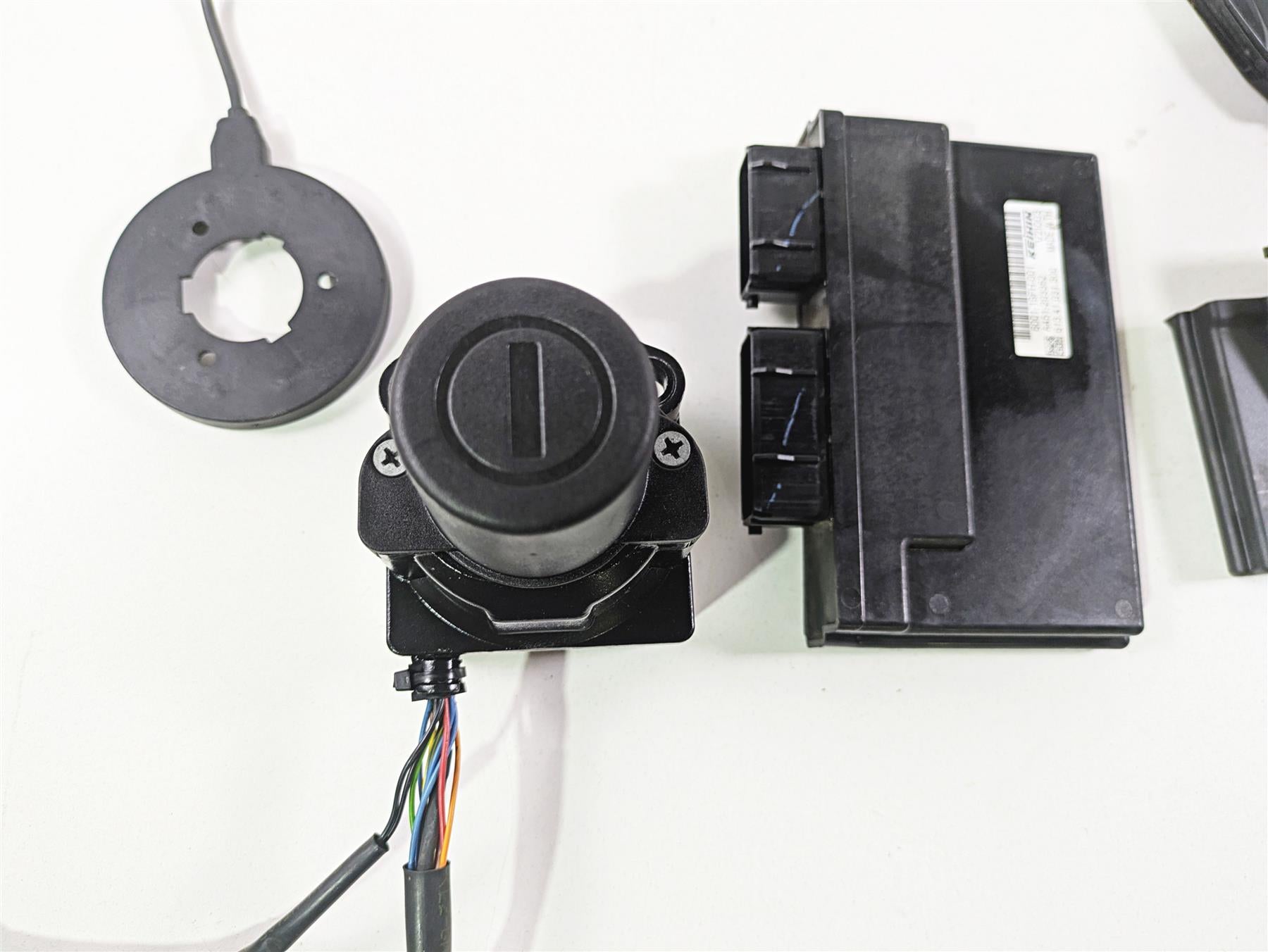 2018 KTM 1290 Super Duke R Cdi Ecm 868.35Mhz Immobilizer Key Set 61341031300 {{ shop.shopifyCountryName }} - Mototech271