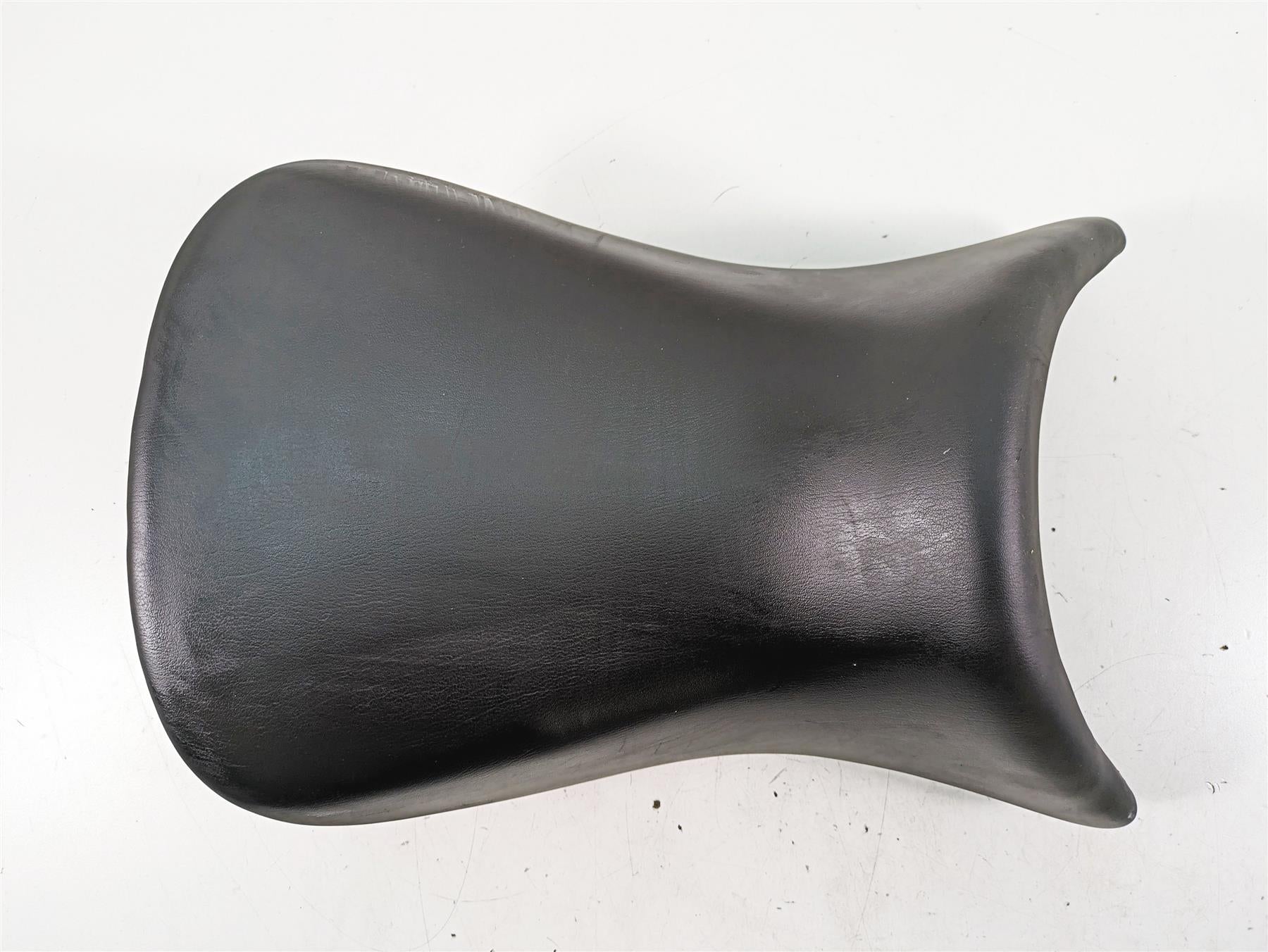 2007 BMW R1200RT K26 Heated Black Front Rider Seat Saddle 52537683654 {{ shop.shopifyCountryName }} - Mototech271