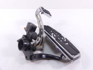 2009 Harley Touring FLHRC Road King Front Right Floor Board Master Cyl 50621-06