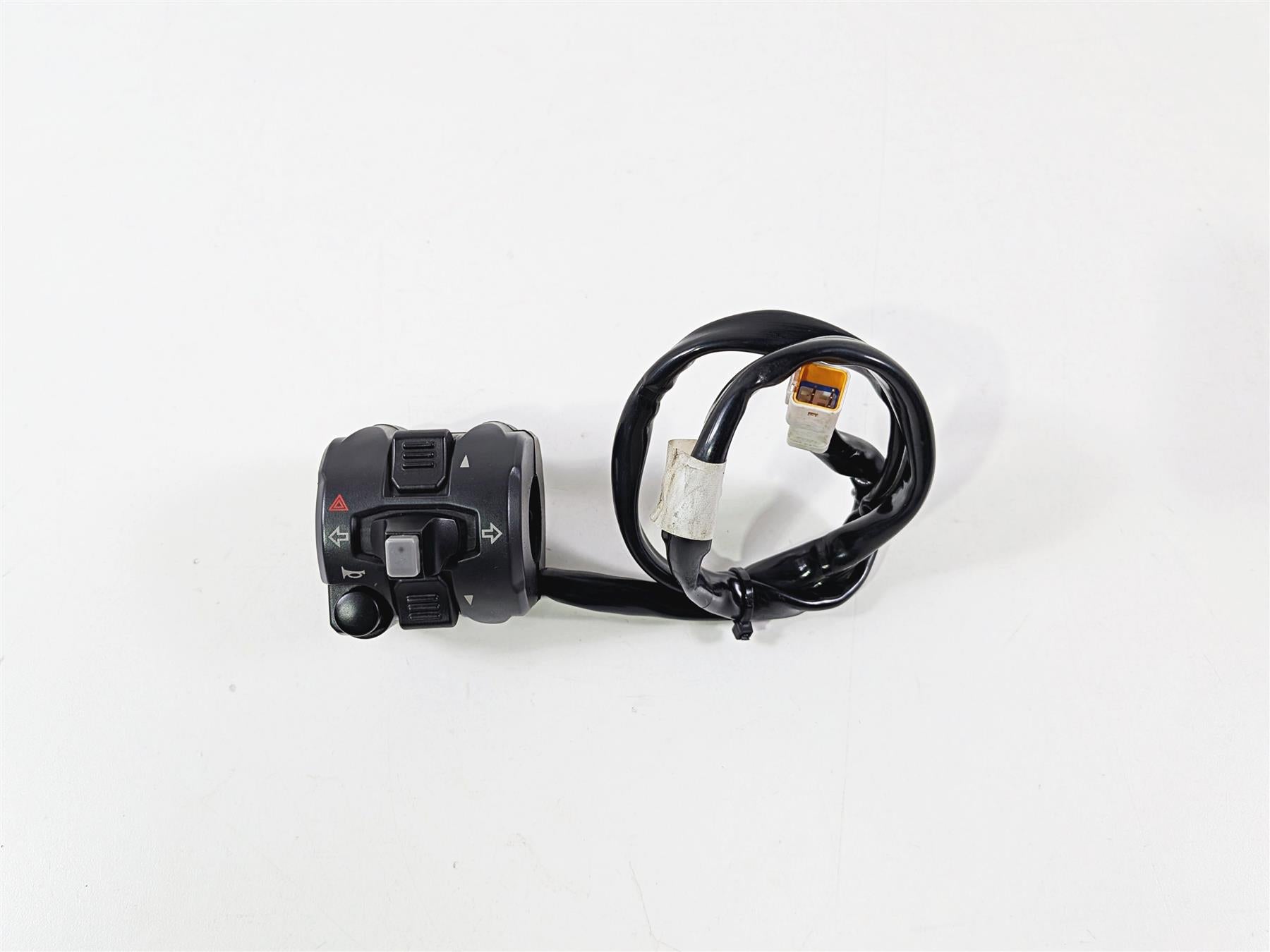 2017 Ducati Panigale 1299 Left Hand Light Horn Blinker Control Switch 65110132A-Mototech271