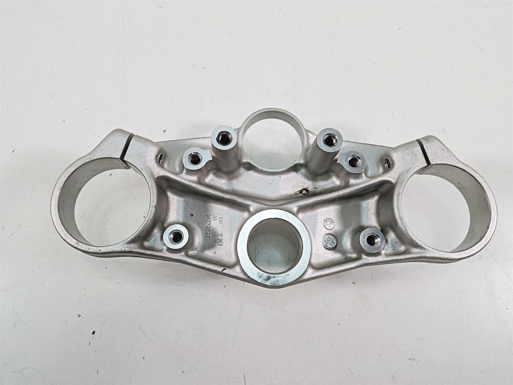 2016 BMW R1200R K53 Upper Triple Tree Steering Clamp 55mm 31428525324 {{ shop.shopifyCountryName }} - Mototech271