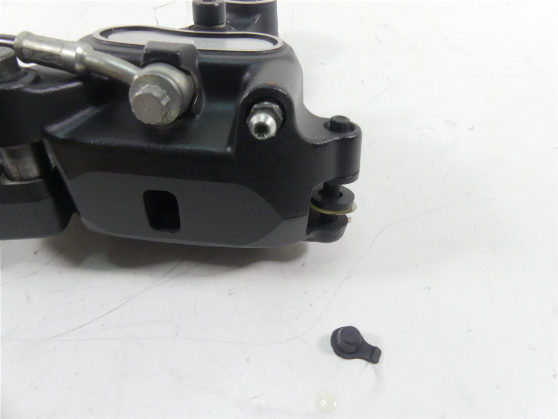 2014 Harley Dyna FXDF Fat Bob Rear Brake Caliper + Line 25mm 40908-08 {{ shop.shopifyCountryName }} - Mototech271