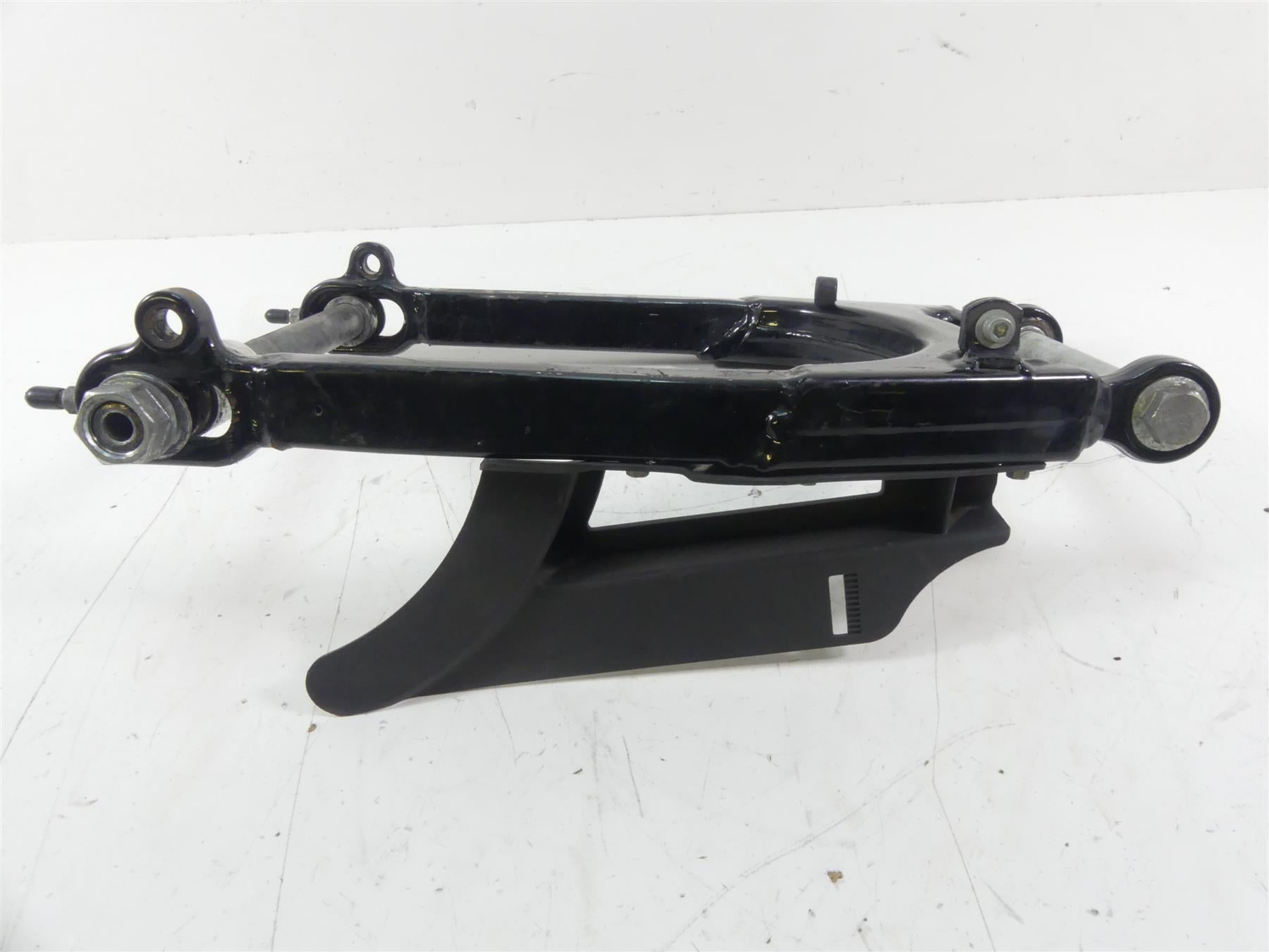 2014 Harley Sportster XL1200 C Rear Swingarm Swing Arm 25mm Axle 47587-05 {{ shop.shopifyCountryName }} - Mototech271