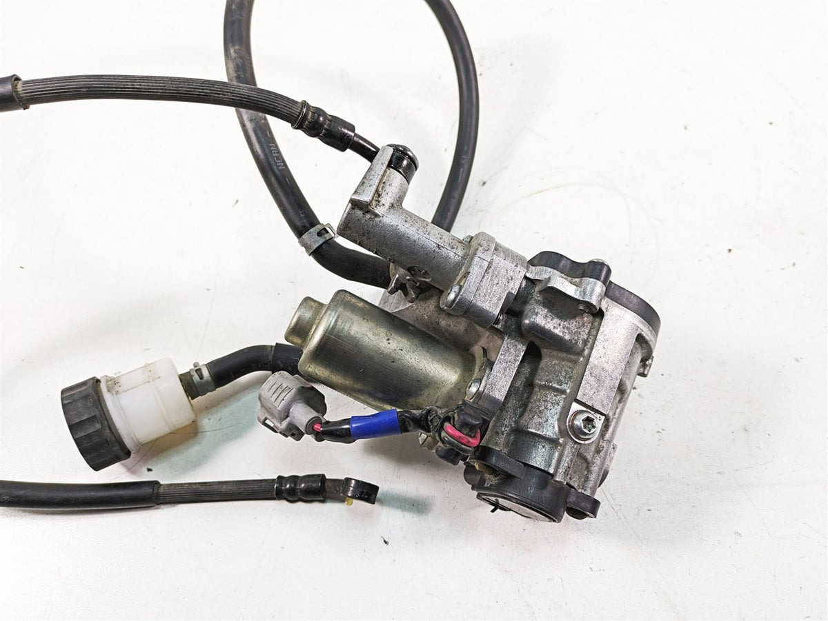 2019 Yamaha YXZ1000 R EPS SS SE Clutch Actuator Master Cylinder B57-82460-03-00 {{ shop.shopifyCountryName }} - Mototech271