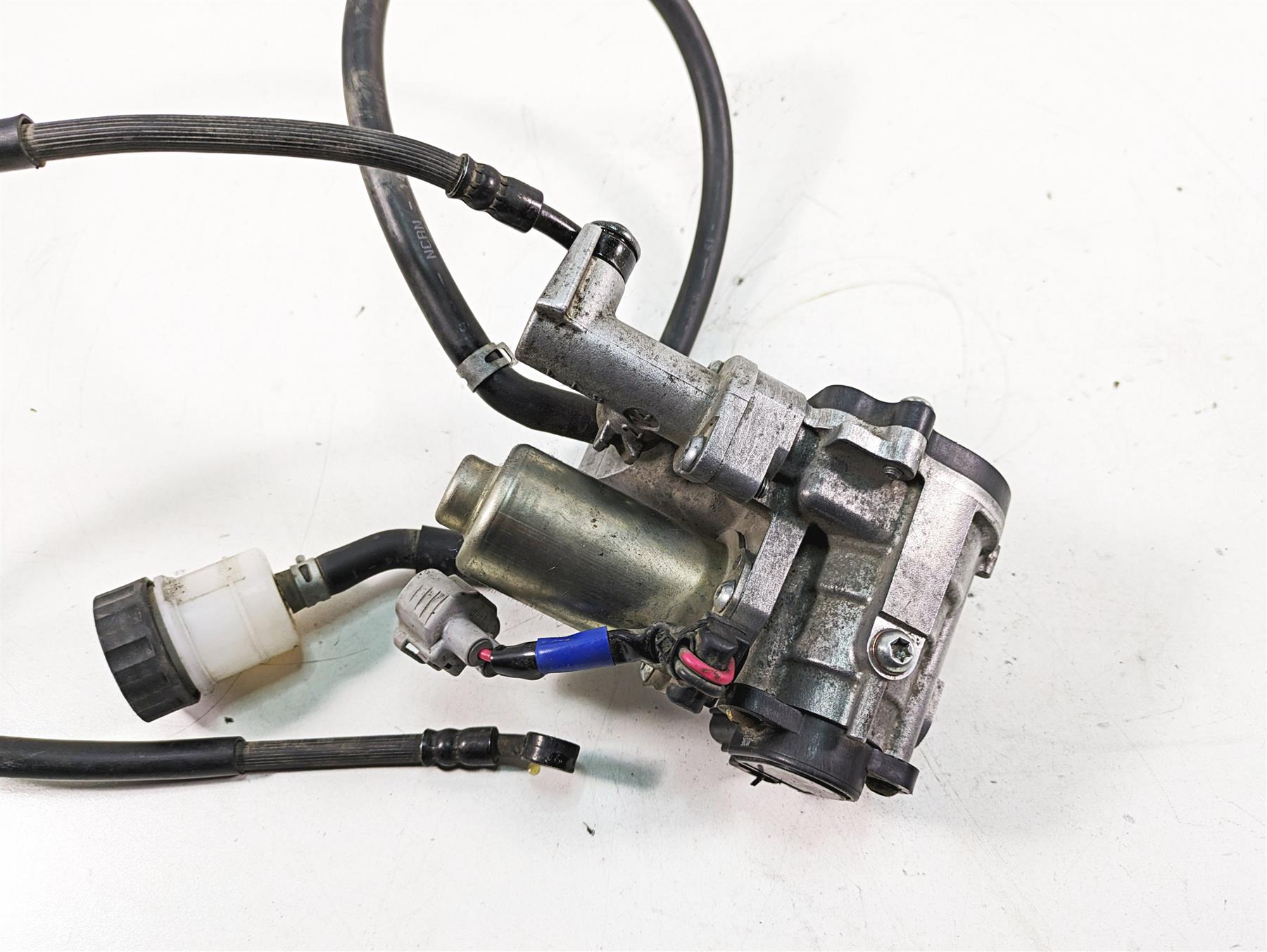 2019 Yamaha YXZ1000 R EPS SS SE Clutch Actuator Master Cylinder B57-82460-03-00 {{ shop.shopifyCountryName }} - Mototech271