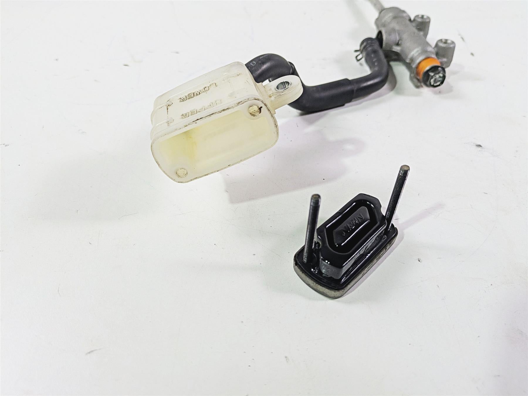2020 Suzuki V-Strom 1050 XT Nissin Rear Brake Master Cylinder 69600-31J00 {{ shop.shopifyCountryName }} - Mototech271