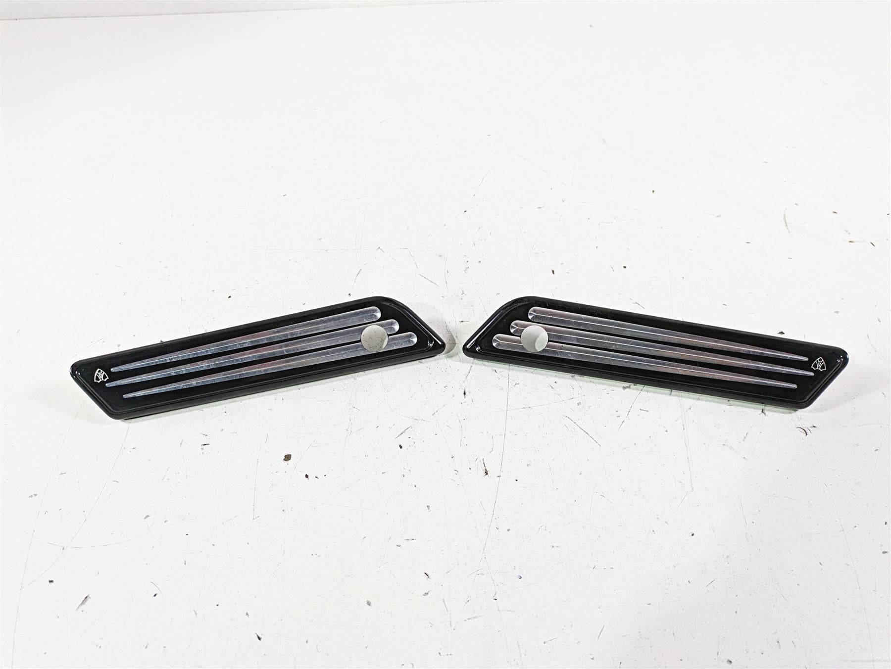 2015 Harley Touring FLHXS Street Glide Arlen Ness Deep Cut Latch Covers 03-546 {{ shop.shopifyCountryName }} - Mototech271