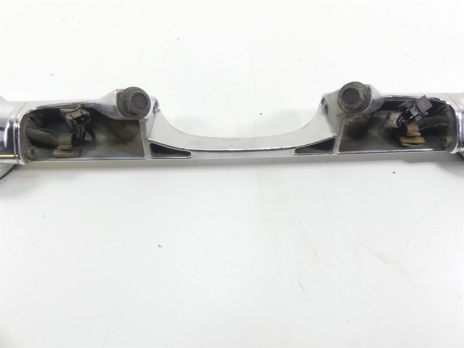 1995 Harley Touring FLHTCU Electra Glide Rear Chrome Led Blinker Bar 68510-74C {{ shop.shopifyCountryName }} - Mototech271