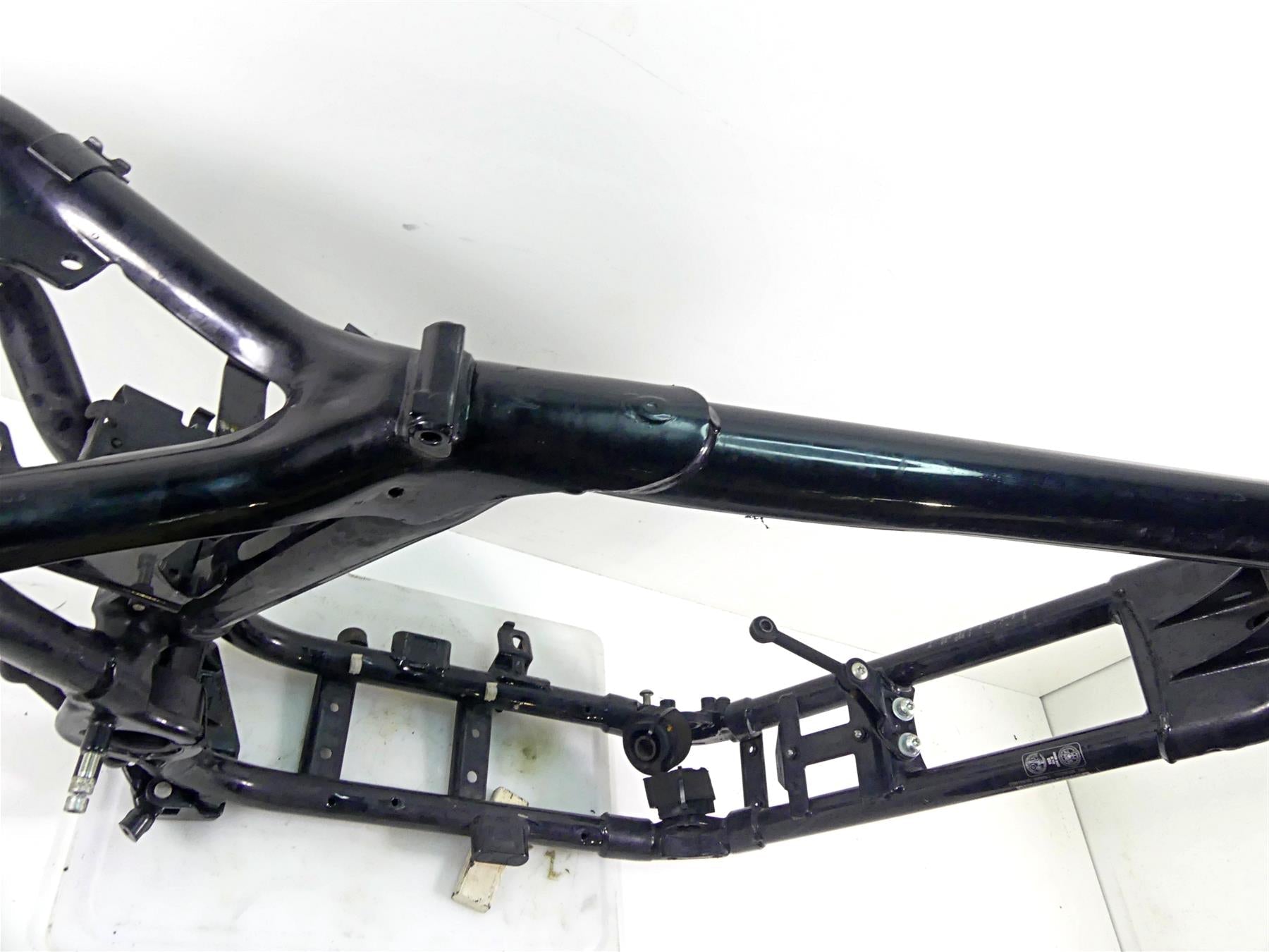 2005 Harley Sportster XL1200 C Straight Main Frame Chassis With Clean Indiana Title 49439-10 {{ shop.shopifyCountryName }} - Mototech271