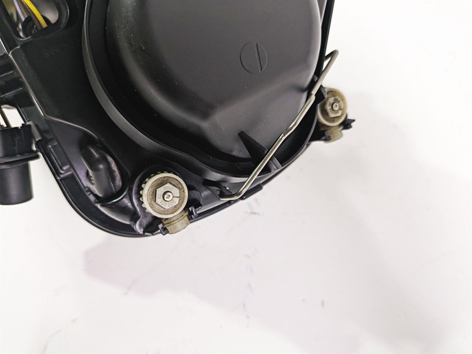 2009 Ducati Multistrada 1100 S Headlight Head Light Lamp - Read 52010031A {{ shop.shopifyCountryName }} - Mototech271