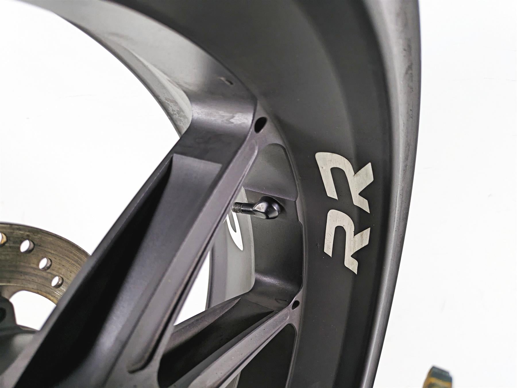 2015 BMW S1000RR K46 Straight Hp4 17x6 Rear Wheel Rim - Read 36318548893 {{ shop.shopifyCountryName }} - Mototech271