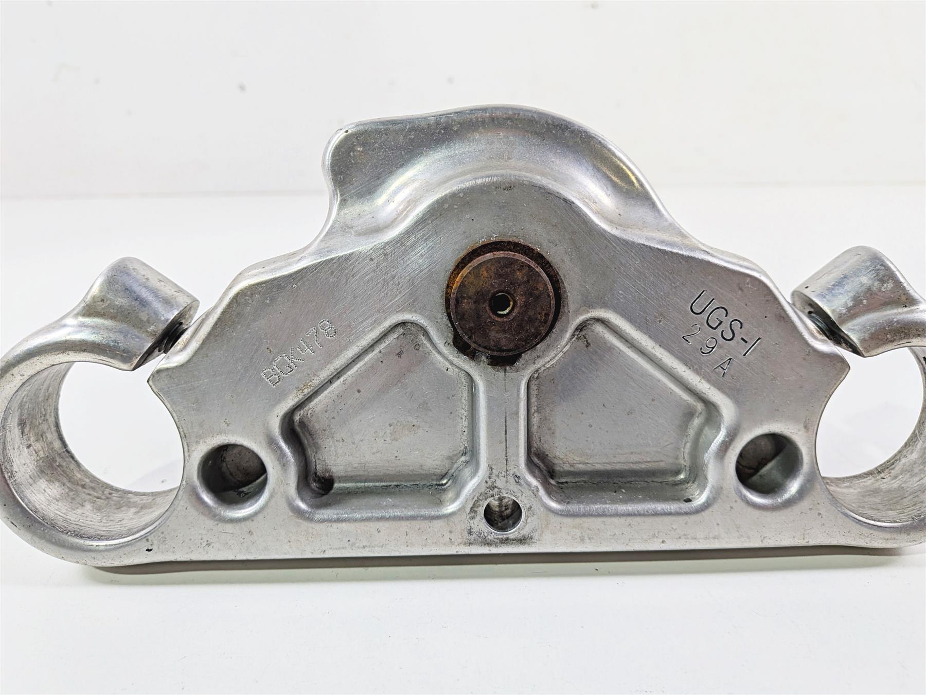 2014 Harley FXDL Dyna Low Rider Lower Triple Tree Steering Clamp 49mm 45539-08 {{ shop.shopifyCountryName }} - Mototech271