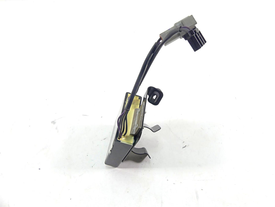 2015 Harley VRSCF Muscle V-Rod Turn Signal Blinker Flasher Module 69457-09 {{ shop.shopifyCountryName }} - Mototech271