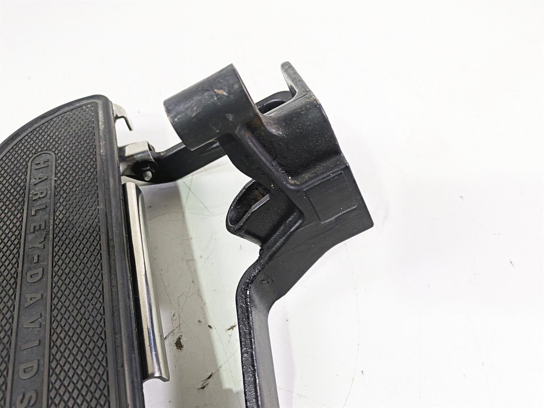 00-05 Harley Davidson Softail Left Front Floorboard & Shifter 33630-00 {{ shop.shopifyCountryName }} - Mototech271