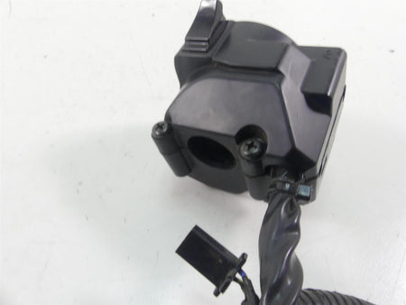 2022 Yamaha MT09 FZ09 Left Hand Turn Signal Control Switch B7N-83969-01-00 {{ shop.shopifyCountryName }} - Mototech271