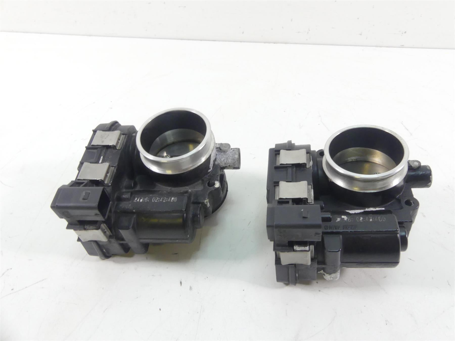 2017 BMW R1200GS GSW K50 Fuel Injection Throttle Body Bodies Set 13548564959 {{ shop.shopifyCountryName }} - Mototech271