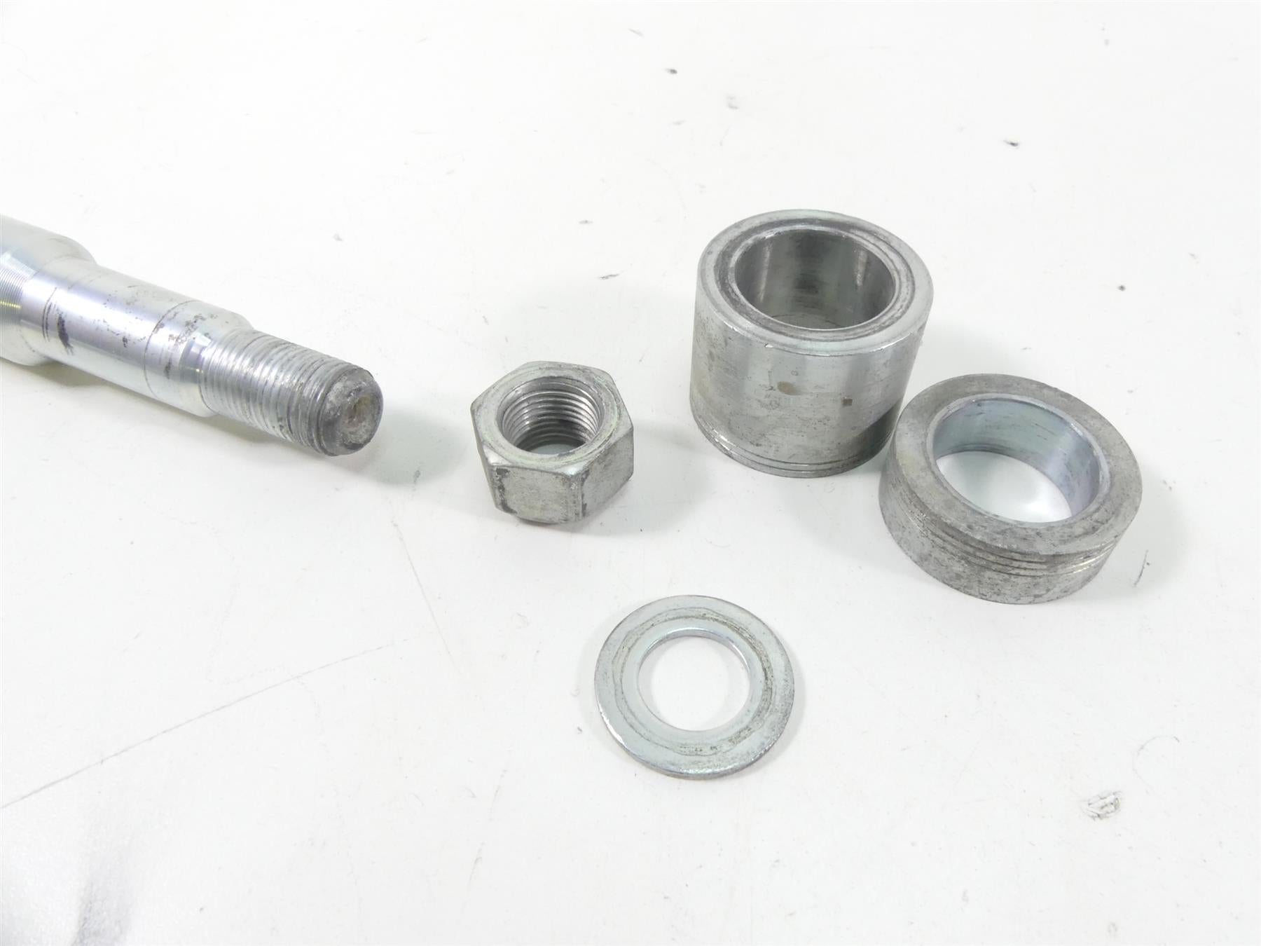 2015 Harley FLS Softail Slim Front 25mm Wheel Spindle Axle 41545-07 {{ shop.shopifyCountryName }} - Mototech271