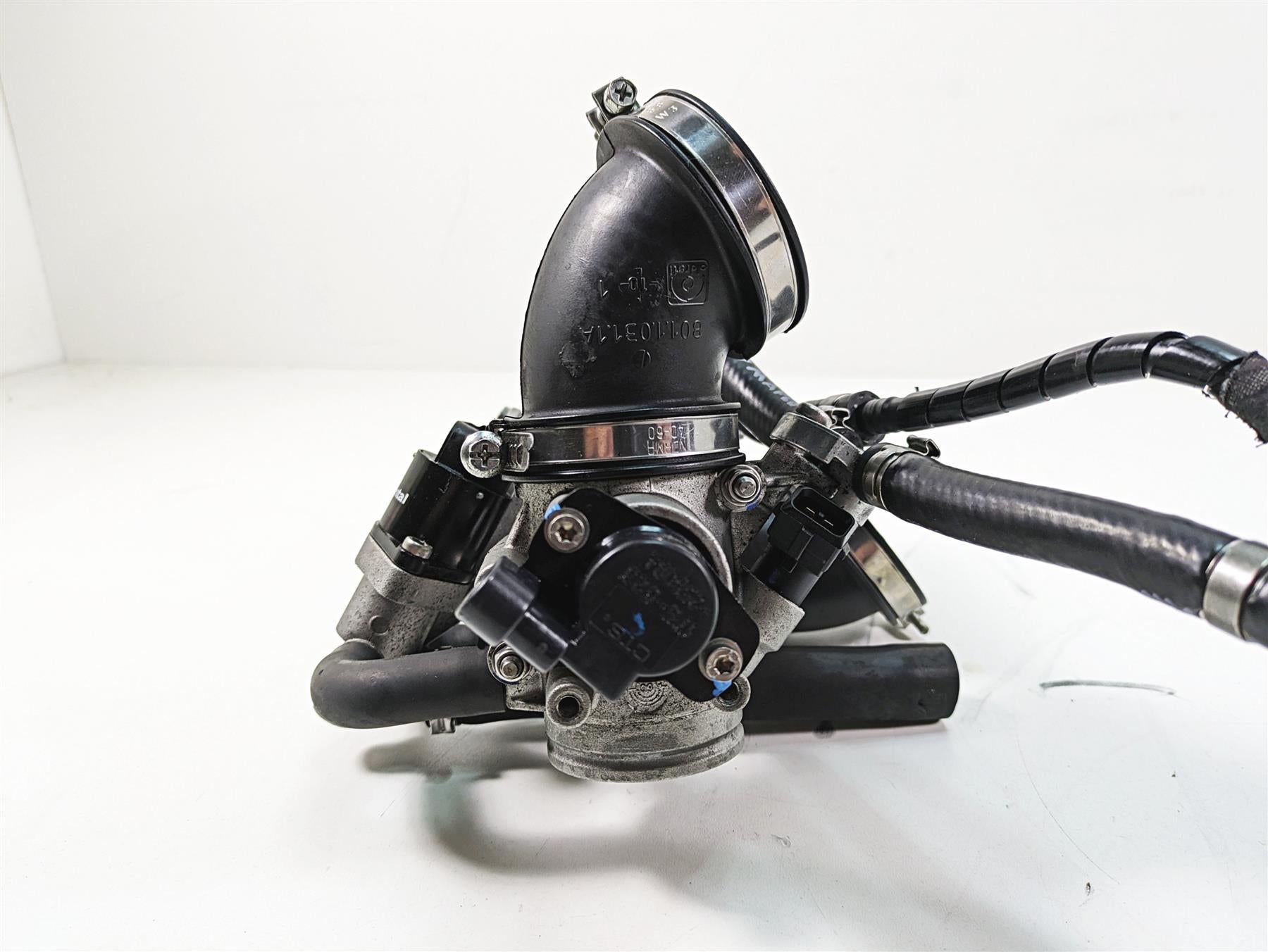 2011 Ducati Hypermotard 1100 Evo SP Throttle Body Bodies Fuel Injector 28240851A {{ shop.shopifyCountryName }} - Mototech271