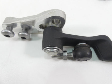 2022 Suzuki GSXR750 Shift Lever Gear Shifter & Mount + Link Arm 25600-14J10 {{ shop.shopifyCountryName }} - Mototech271