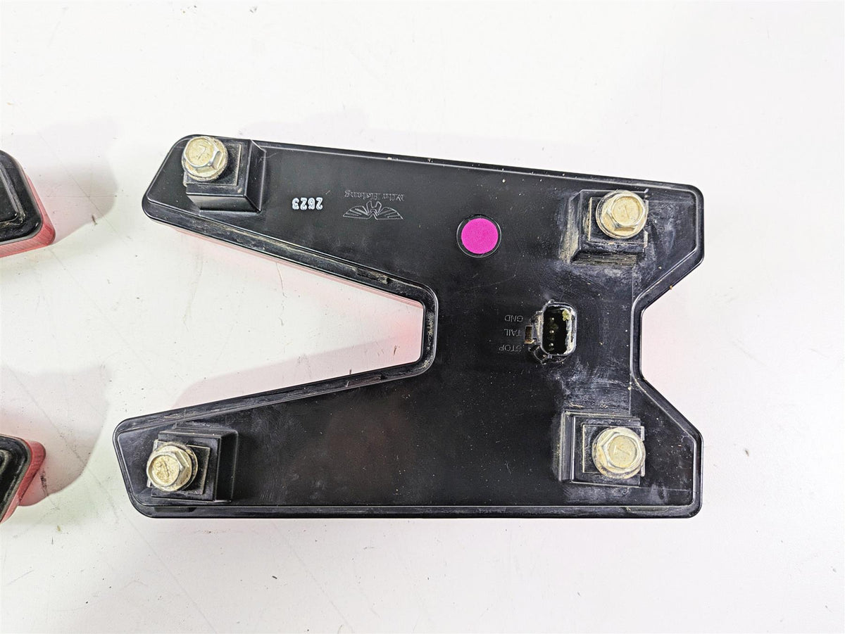 2023 Kawasaki Teryx KRX KRF 1000 C Taillight Tail Light Lamp Set 23024-0005 {{ shop.shopifyCountryName }} - Mototech271