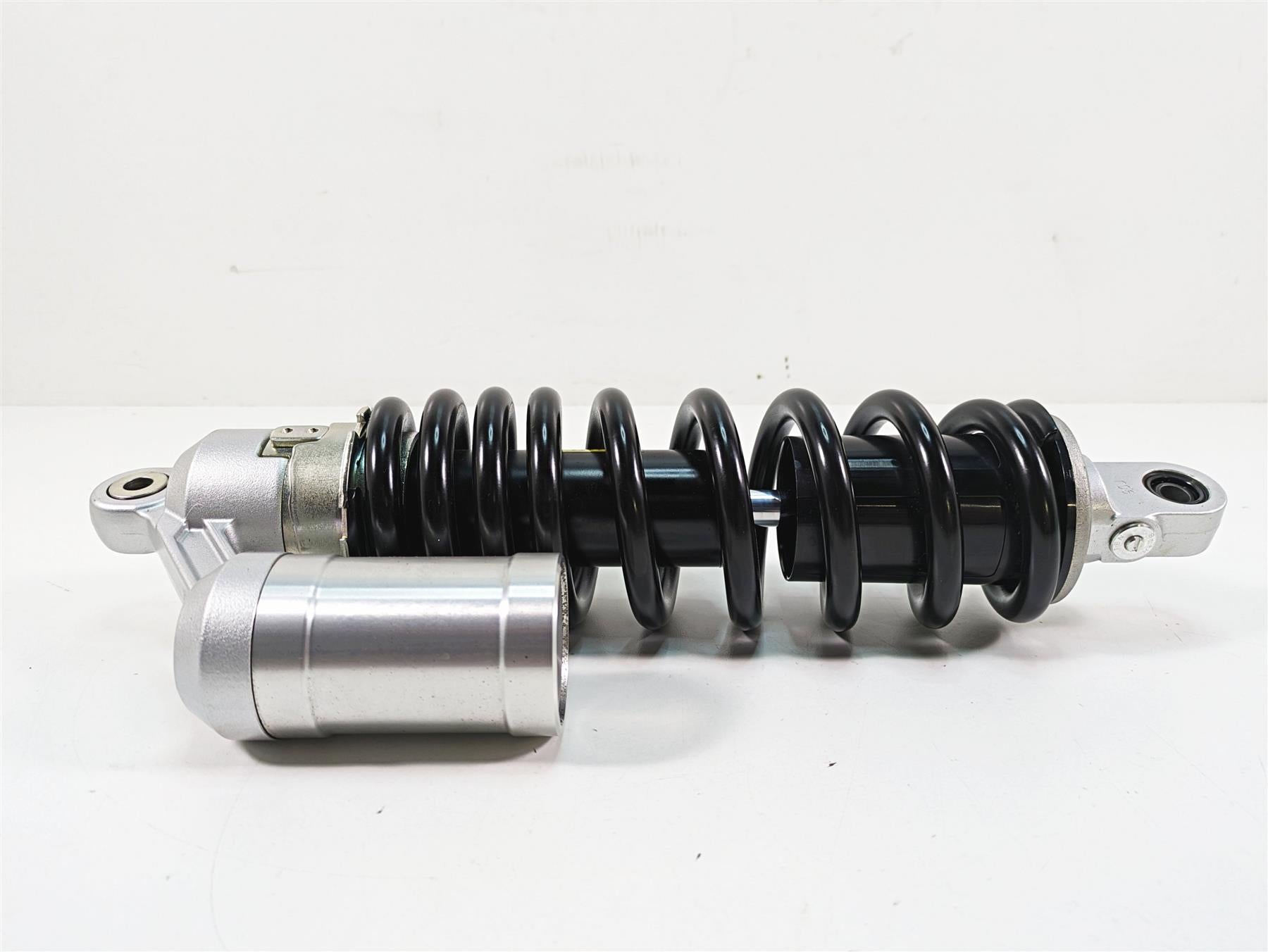 2020 Moto Guzzi V85 TT Adventure Kyb Rear Suspension Shock Damper 2B004591 {{ shop.shopifyCountryName }} - Mototech271