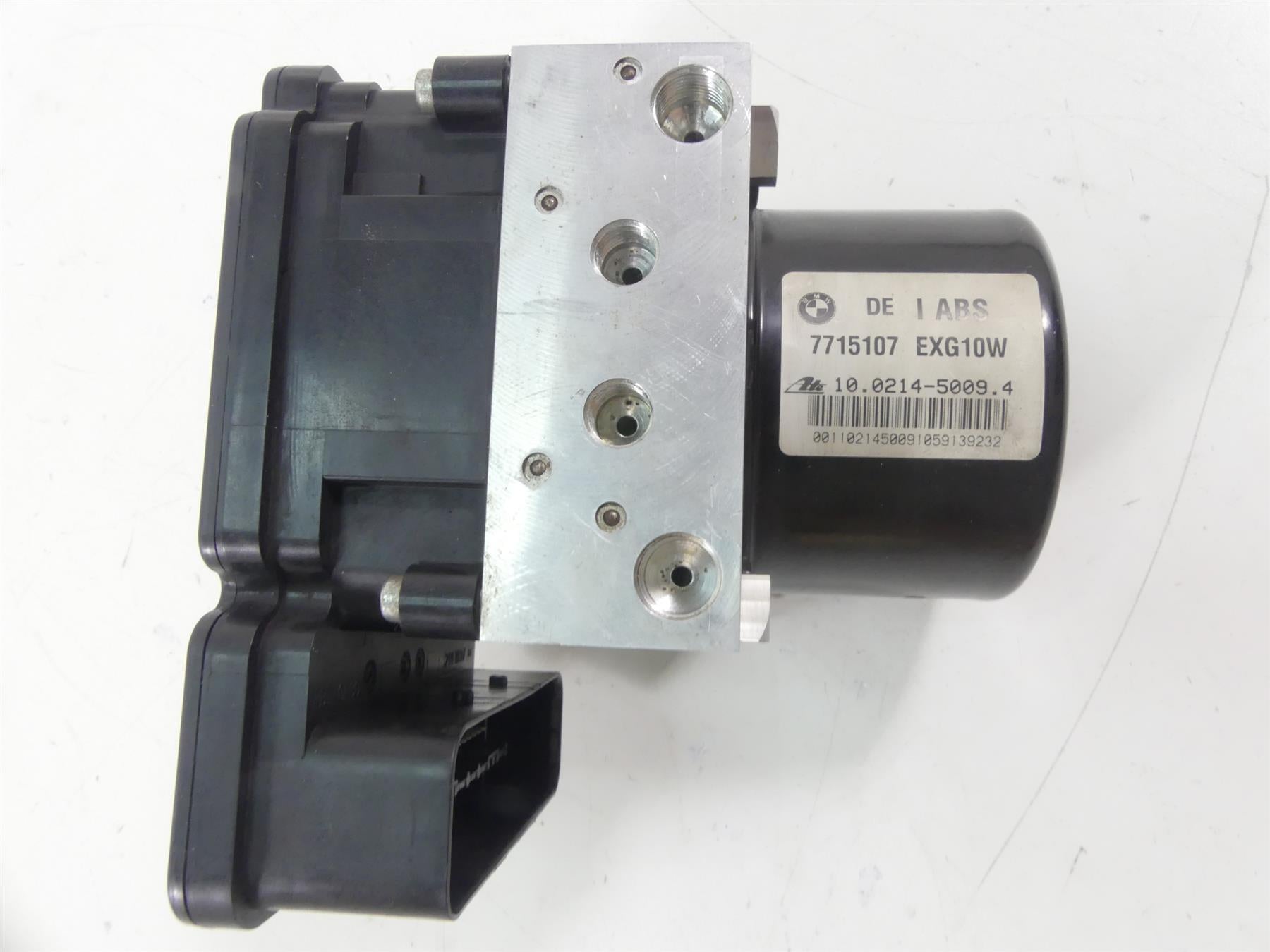 2009 BMW R1200GS K25 Abs Brake Pump Pressure Modulator Module 7682002 7715107 {{ shop.shopifyCountryName }} - Mototech271