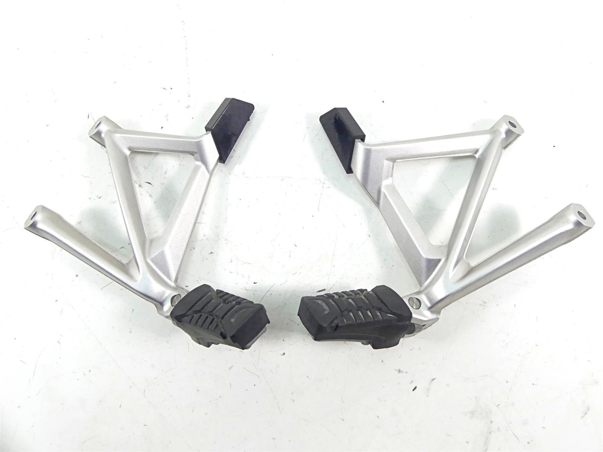 2015 BMW R1200GS GSW K50 Rear Passenger Footpeg Vario Case Set 46718526741 {{ shop.shopifyCountryName }} - Mototech271