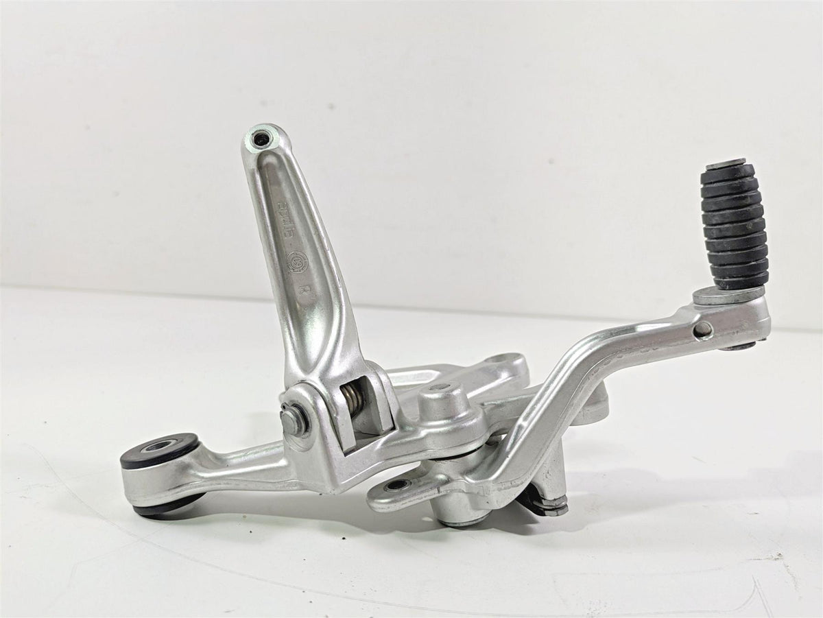 2017 Aprilia RSV 1100 Tuono V4 Factory Right Front Footpeg & Brake Ped 858734 {{ shop.shopifyCountryName }} - Mototech271