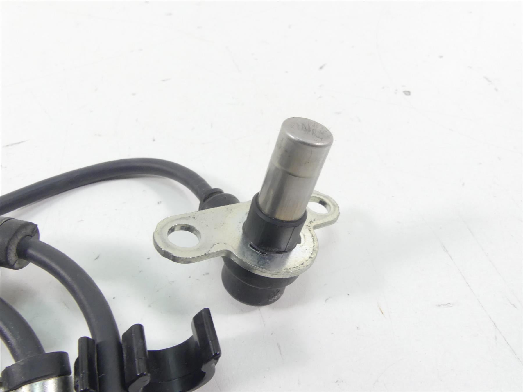 2021 Kawasaki ZX1400 ZX14R Ninja Rear Abs Brake Wheel Speed Sensor 21176-0060 {{ shop.shopifyCountryName }} - Mototech271